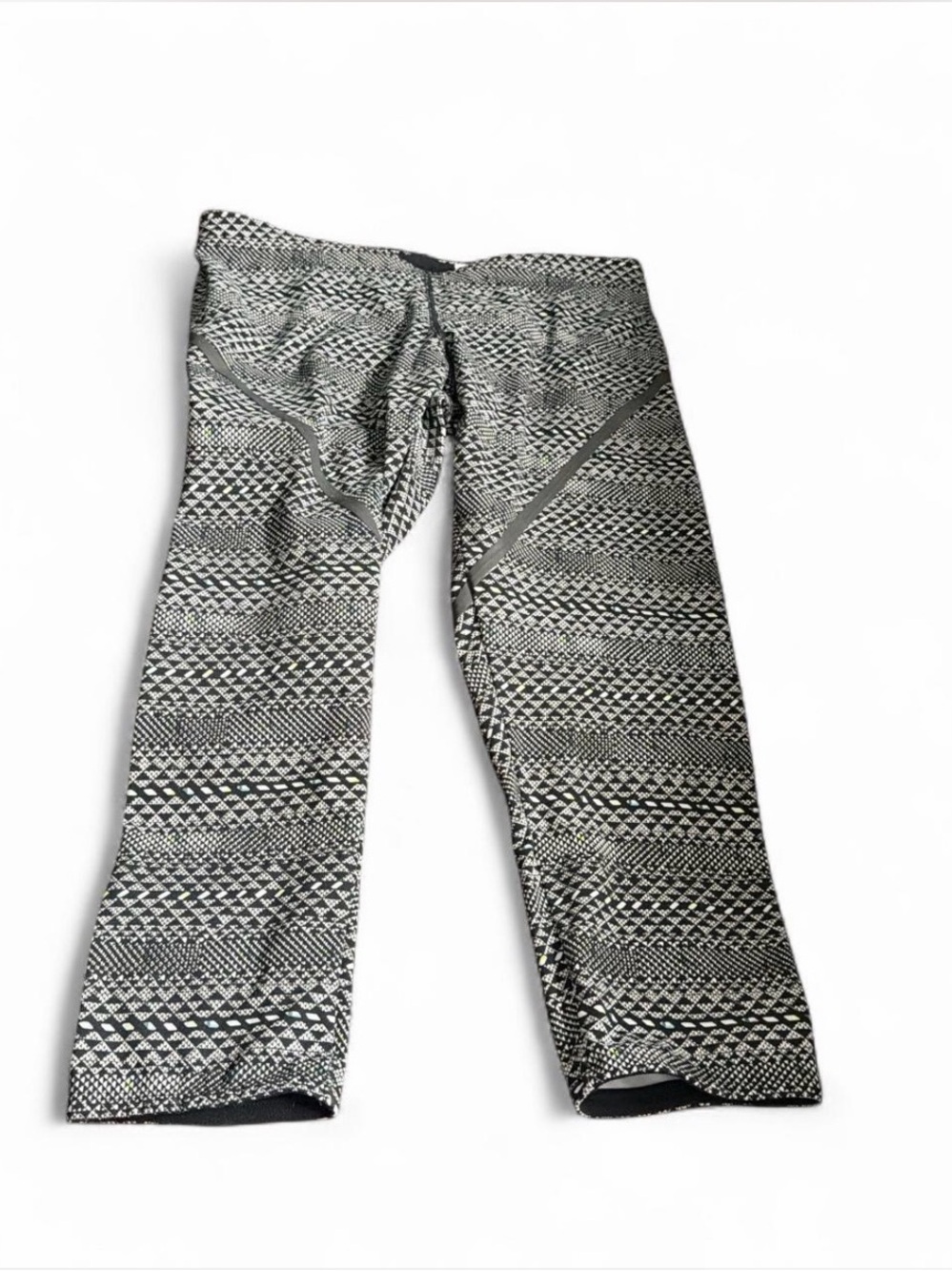 Nike Black & White Patterned Cropped Leggings